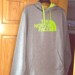 New men's north face sweatshirt with hood